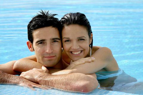 healthy-attractive-couple-practice-kegels