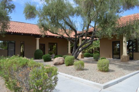 Courtyard at Fountains Medical Plaza in Glendale, AZ